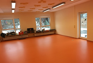 Strapazierfähiger Fußbodenbelag für Turnhallen & Kindertagesstätten